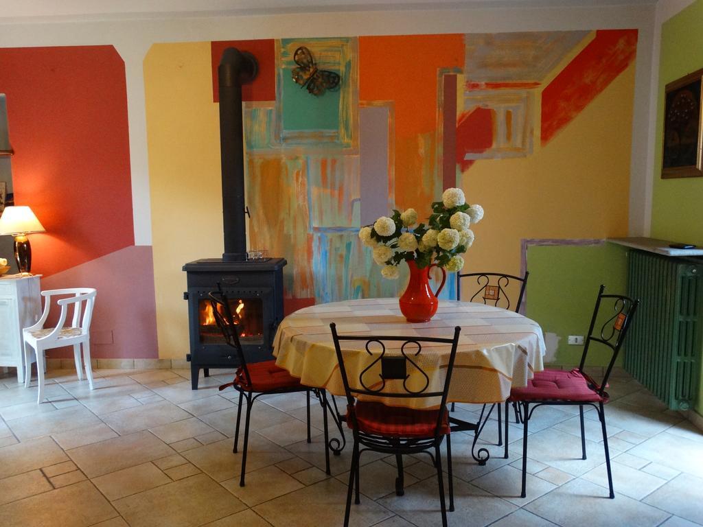 Agriturismo Casa De Colores Moretta Dış mekan fotoğraf