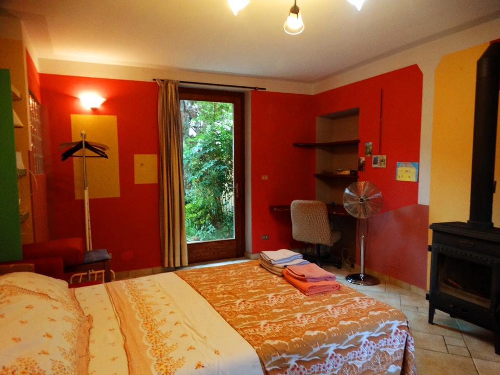 Agriturismo Casa De Colores Moretta Dış mekan fotoğraf